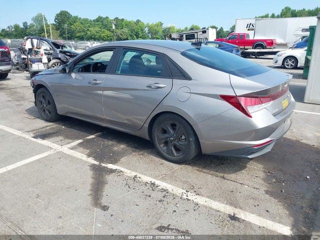 2022 HYUNDAI ELANTRA SEL 3