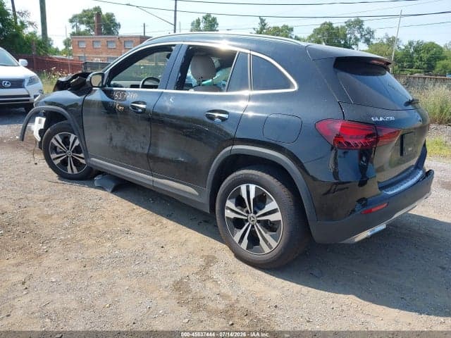 2025 MERCEDES-BENZ GLA 250 4MATIC 3