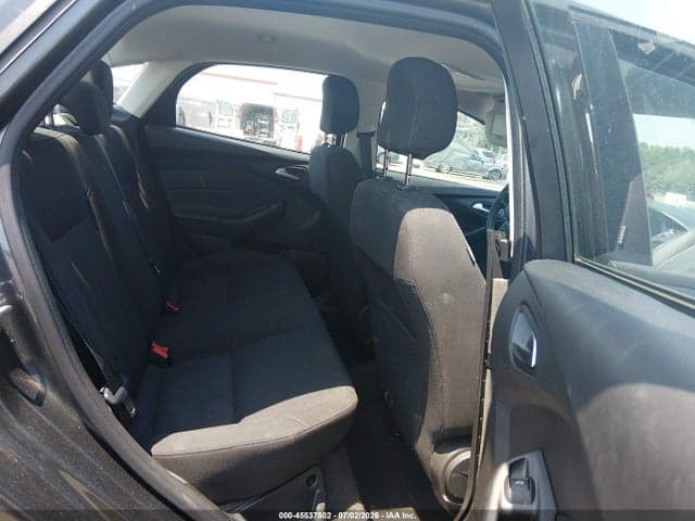 2018 FORD FOCUS SE 8
