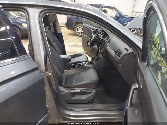 2018 VOLKSWAGEN TIGUAN 2.0T SE/2.0T SEL 5