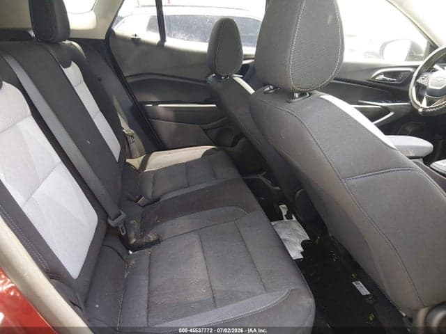 2025 CHEVROLET TRAX FWD LS 8
