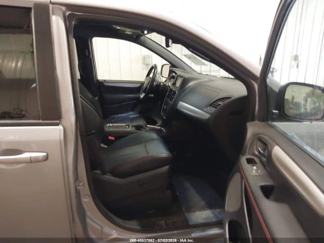 2018 DODGE GRAND CARAVAN GT 5