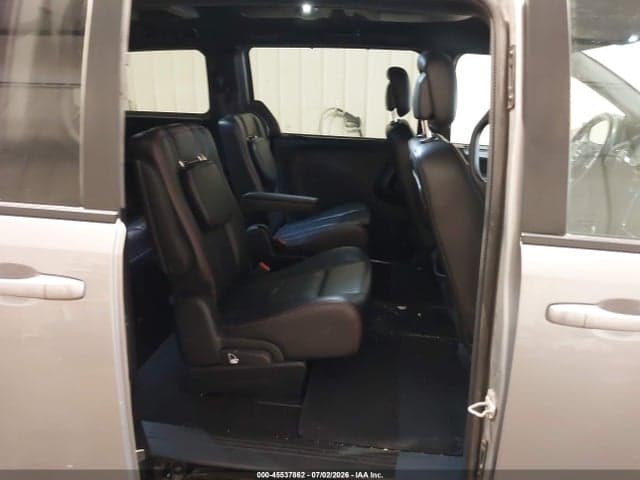 2018 DODGE GRAND CARAVAN GT 8
