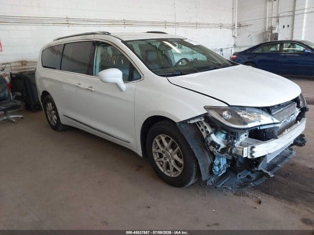 2020 CHRYSLER PACIFICA TOURING L - 1