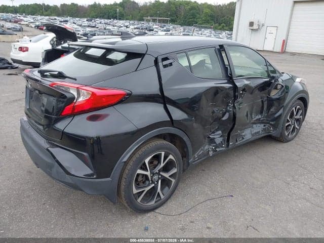 2018 TOYOTA C-HR XLE PREMIUM 4