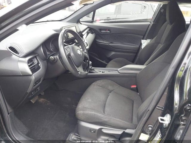 2018 TOYOTA C-HR XLE PREMIUM 5