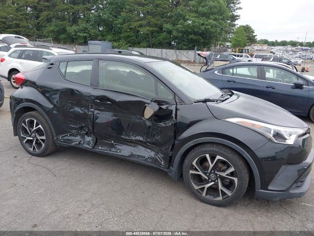2018 TOYOTA C-HR XLE PREMIUM 6