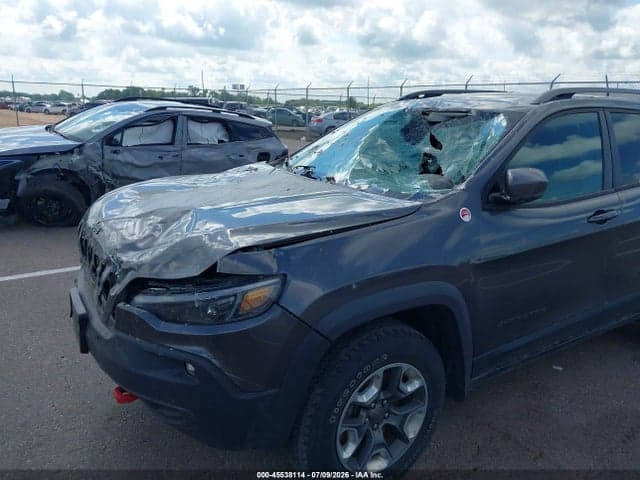 2020 JEEP CHEROKEE TRAILHAWK 4X4 6