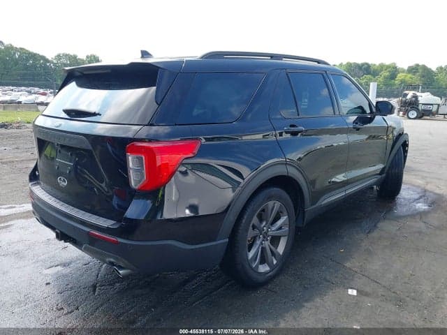 2023 FORD EXPLORER XLT 4