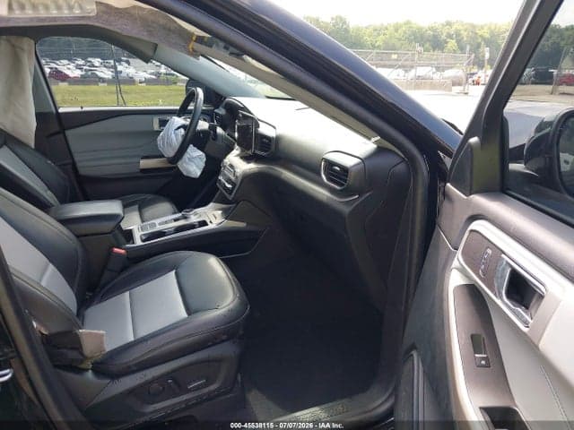 2023 FORD EXPLORER XLT 5