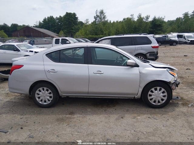 2017 NISSAN VERSA 1.6 SV 14