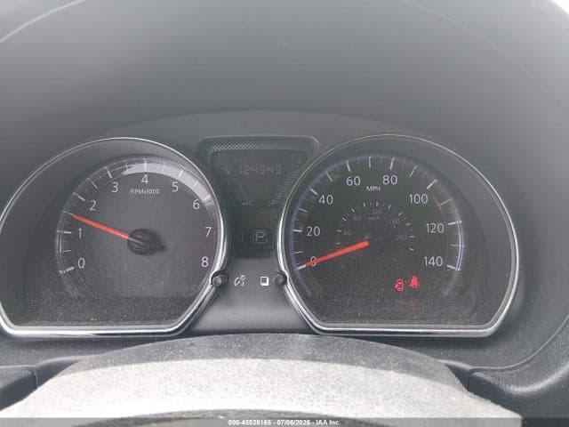 2017 NISSAN VERSA 1.6 SV 7