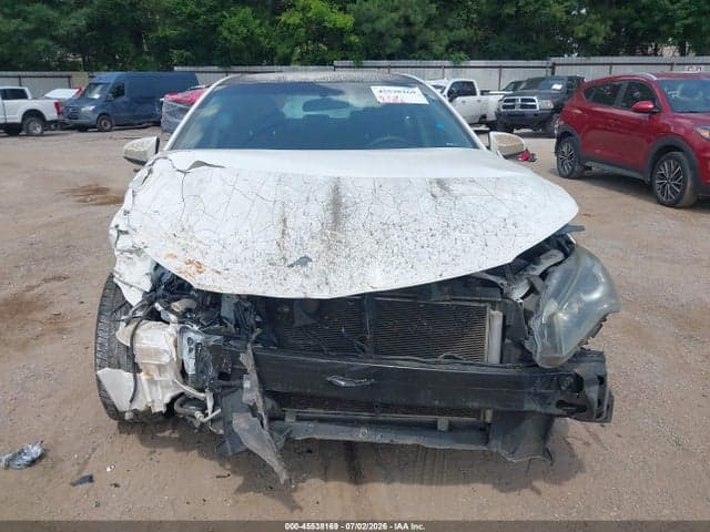 2017 TOYOTA CAMRY SE 6