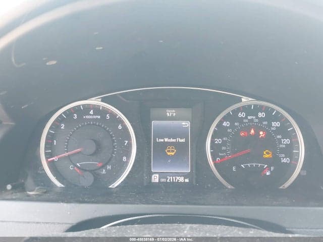 2017 TOYOTA CAMRY SE 7