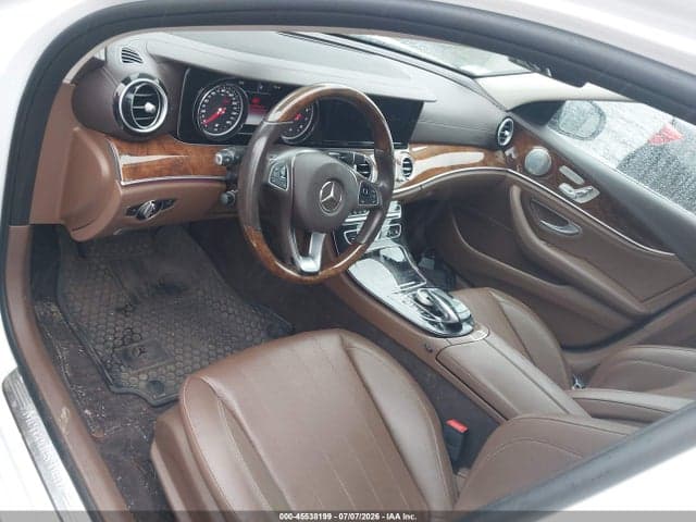2017 MERCEDES-BENZ E 300 4MATIC 5
