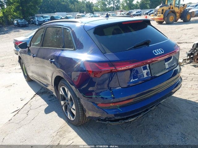 2022 AUDI E-TRON PREMIUM QUATTRO 6