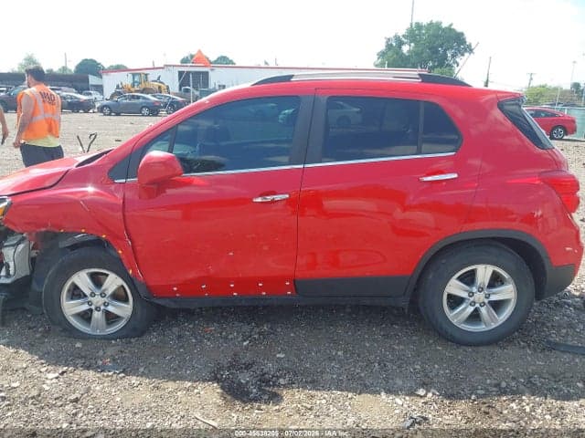 2020 CHEVROLET TRAX FWD LT 15