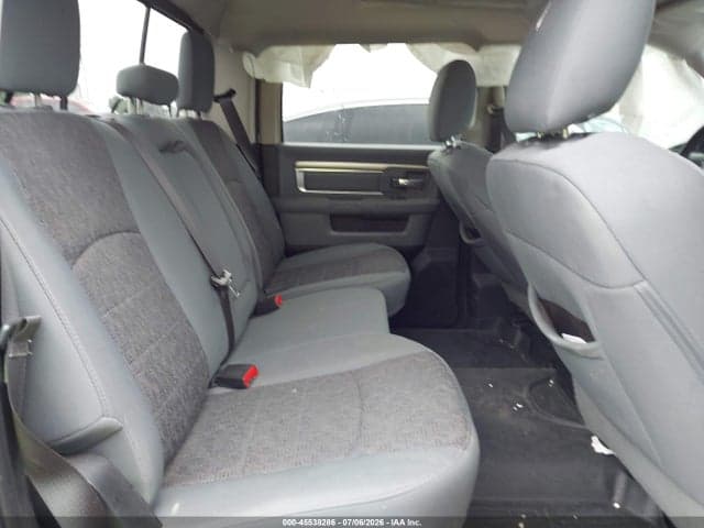 2017 RAM 1500 BIG HORN 4X4 5'7 BOX 8