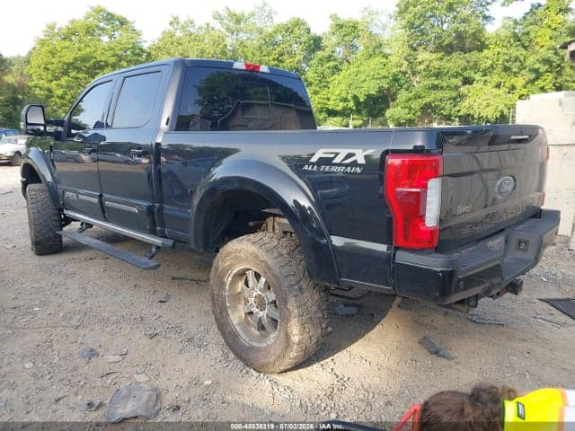 2019 FORD F-250 LARIAT 3