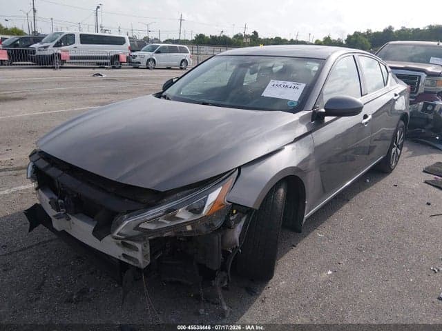 2021 NISSAN ALTIMA SL INTELLIGENT AWD 2