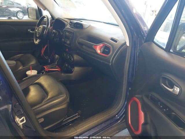 2017 JEEP RENEGADE TRAILHAWK 6