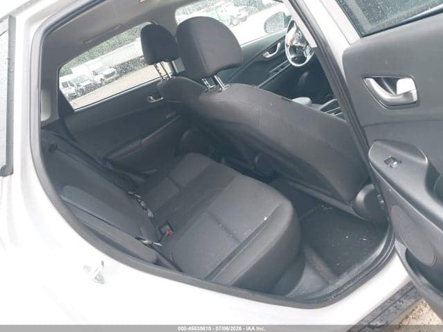 2022 HYUNDAI KONA SEL 8