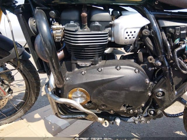 2022 TRIUMPH MOTORCYCLE SCRAMBLER 1200 XE/1200 STEVE MCQUEEN EDITION 9