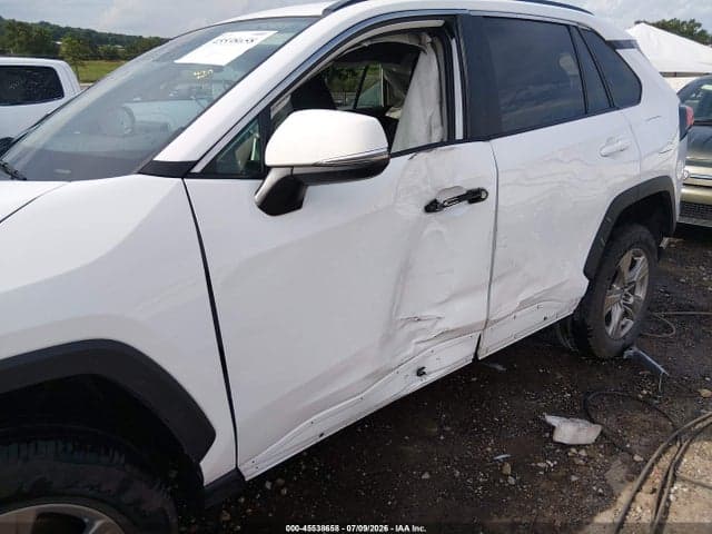 2024 TOYOTA RAV4 XLE 6