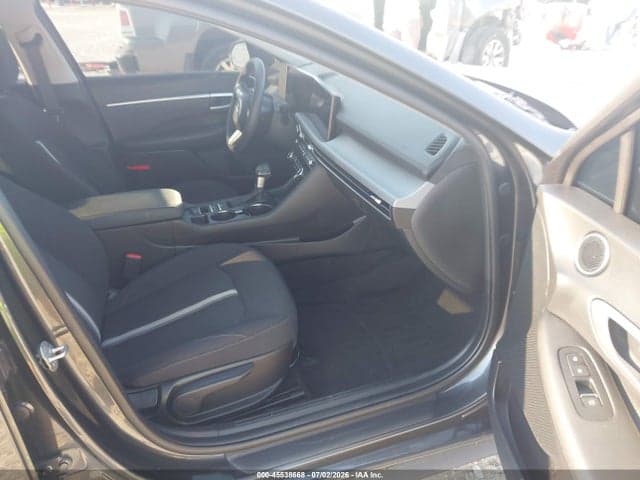 2025 HYUNDAI SONATA SE 5