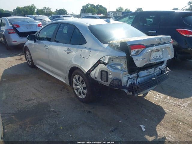 2026 TOYOTA COROLLA LE 3