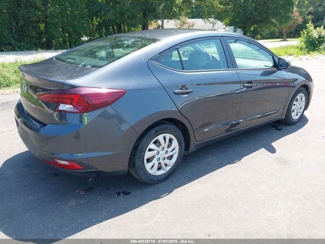 2020 HYUNDAI ELANTRA SE 4