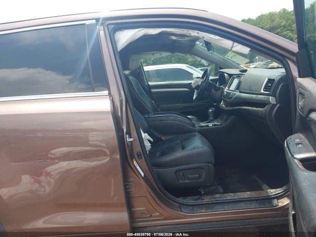 2018 TOYOTA HIGHLANDER XLE 5