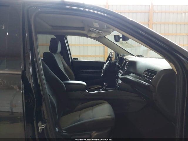 2022 DODGE DURANGO SXT AWD 5