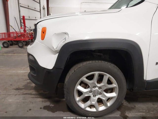 2017 JEEP RENEGADE LATITUDE 4X4 6