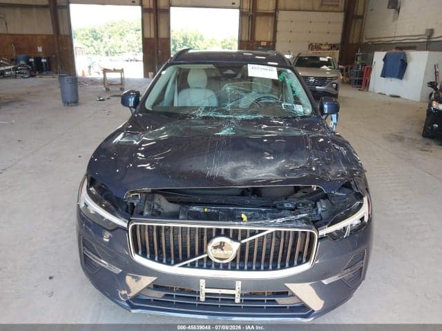 2022 VOLVO XC60 B5 MOMENTUM 6