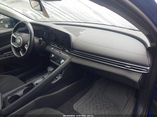 2023 HYUNDAI ELANTRA SEL 5