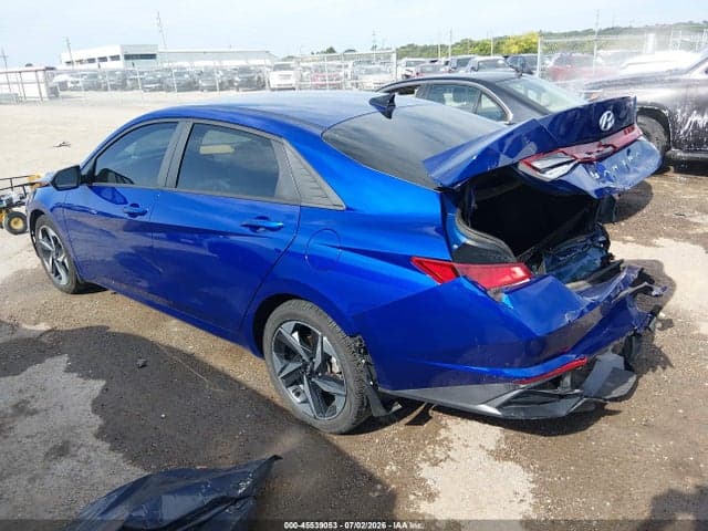 2023 HYUNDAI ELANTRA SEL 3