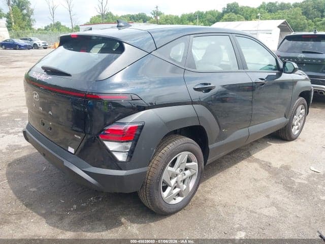 2026 HYUNDAI KONA SE 4