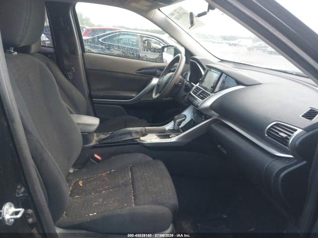 2018 MITSUBISHI ECLIPSE CROSS ES 5
