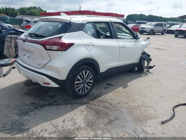 2023 NISSAN KICKS SV XTRONIC CVT 4