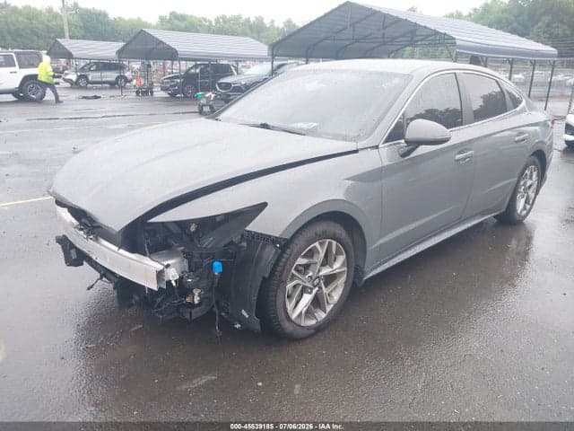 2021 HYUNDAI SONATA SEL 2