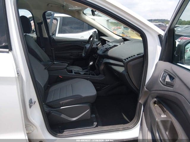 2017 FORD ESCAPE S 5