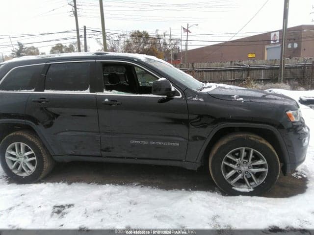 2018 JEEP GRAND CHEROKEE LAREDO E 4X4 12