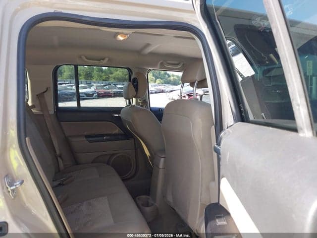2017 JEEP PATRIOT SPORT 8