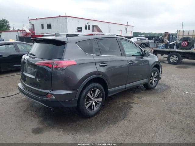 2017 TOYOTA RAV4 XLE 4