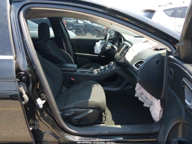 2016 CHRYSLER 200 LIMITED 5