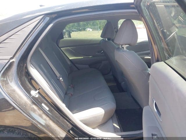 2023 HYUNDAI ELANTRA SEL 8