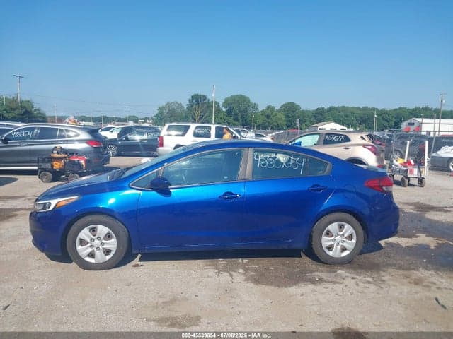 2017 KIA FORTE LX 14