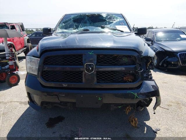2017 RAM 1500 EXPRESS 4X4 6'4 BOX 13