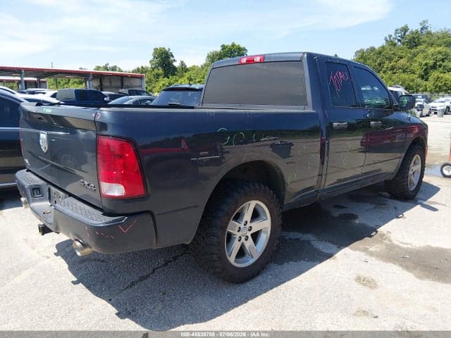2017 RAM 1500 EXPRESS 4X4 6'4 BOX 4